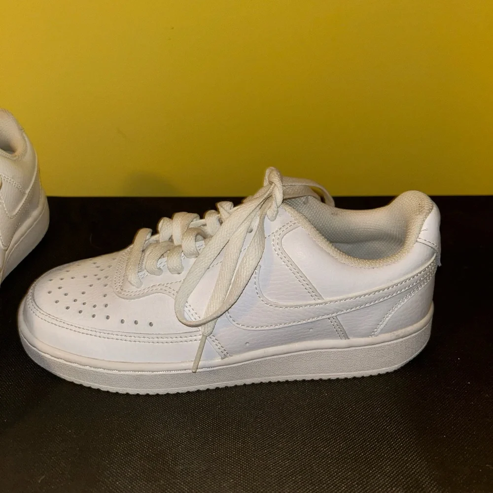 Nike White Lace-Up Sneakers - Picture 3 of 7